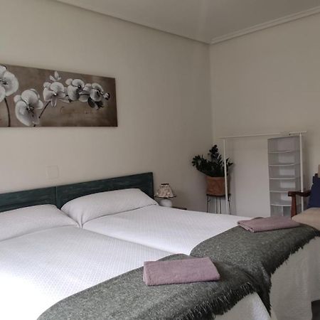 Alojamiento Oviedo 3 Con Parking Exteriér fotografie